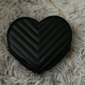 Black heart crossbody purse